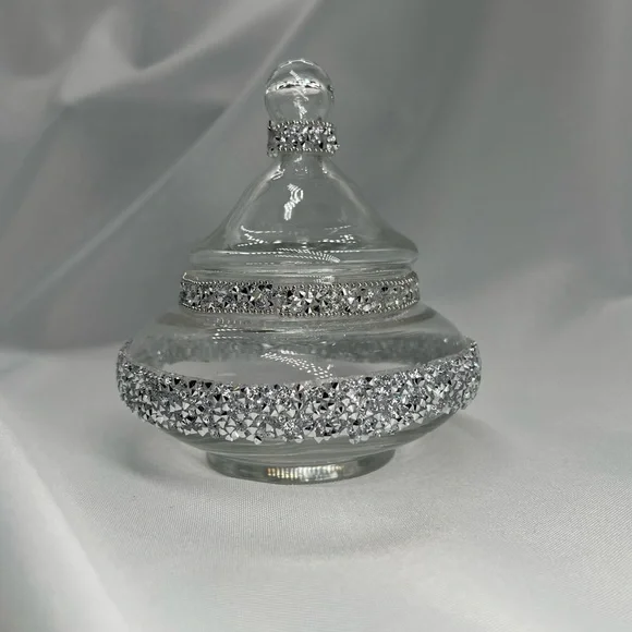 Three piece clear hurricane candleholder set - Picture 4 of 7